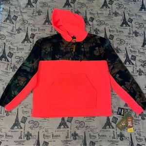 Trail Crest NWT! Kids Orange/Camo Hoodie Sweater Size M